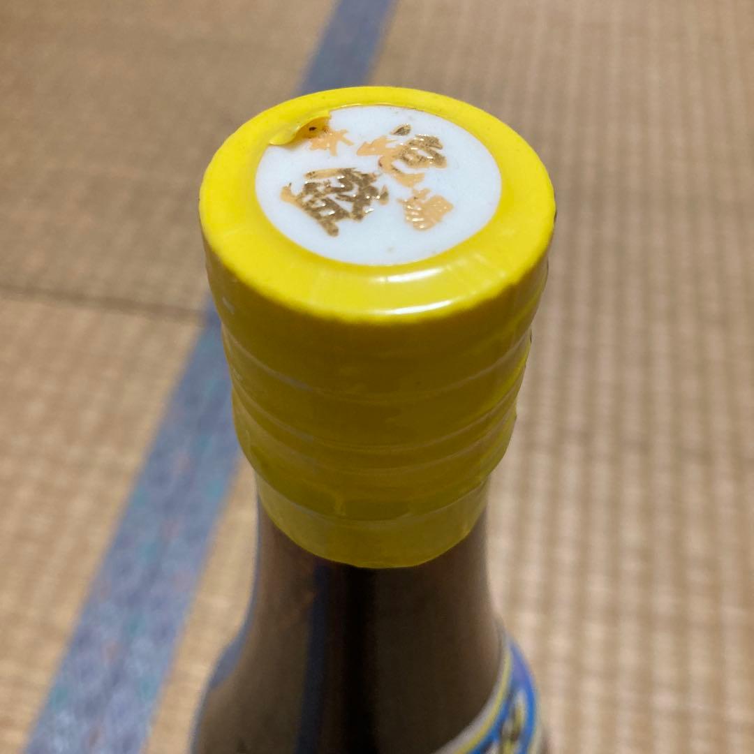 泡波　お酒　1.8L 泡盛　波照間　幻　貴重　￼古酒 sake awamori￼