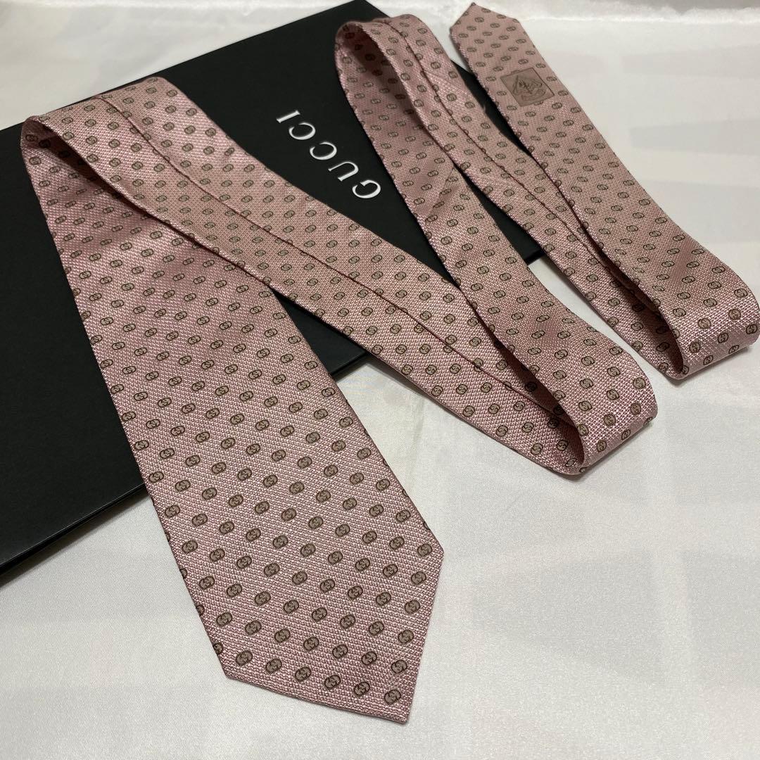 極美品　グッチ　GUCCI　GG総柄　ネクタイ　シルク　ピンク