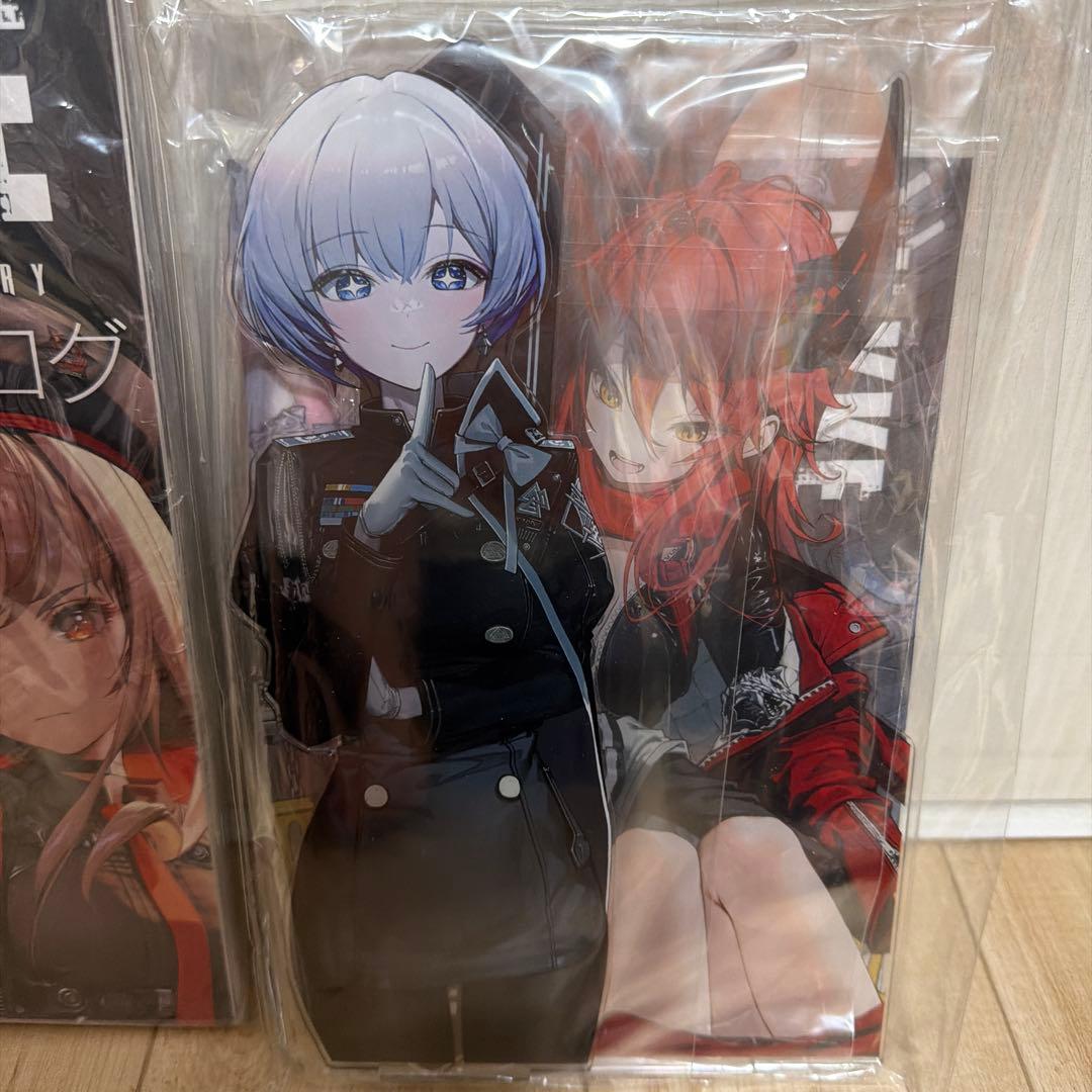 ファミ通　2周年　記念　リリーバイス　NIKKE アクリルスタンド 2体セット