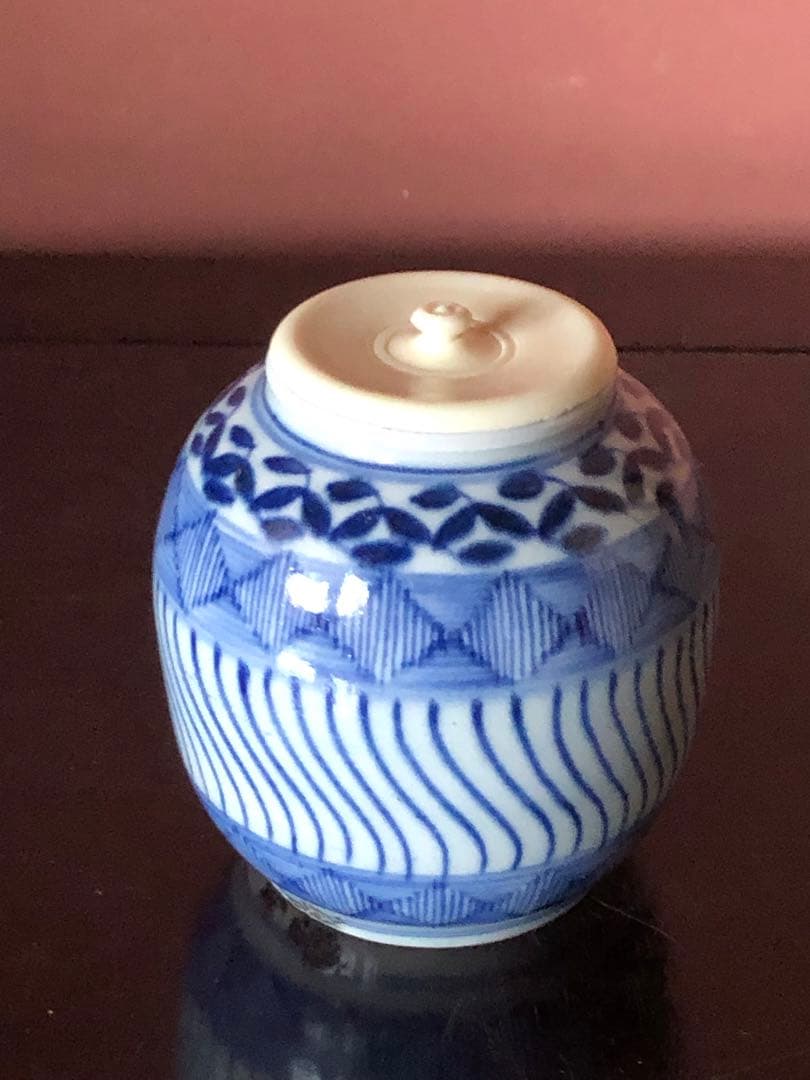 最終価格　唐物で瀟洒な染付幾何学文茶入桐箱入