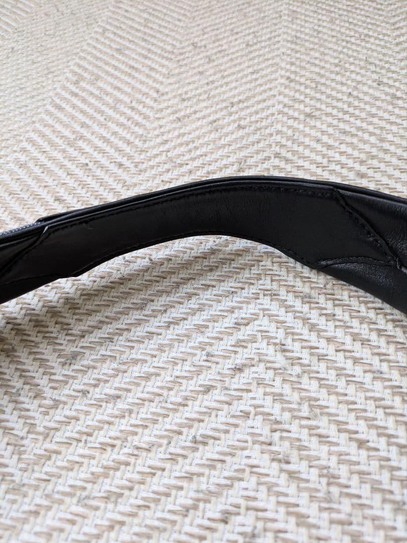 BVLGARI バッグ 美品 アスコット ワンショルダー 三日月 ロゴマニア