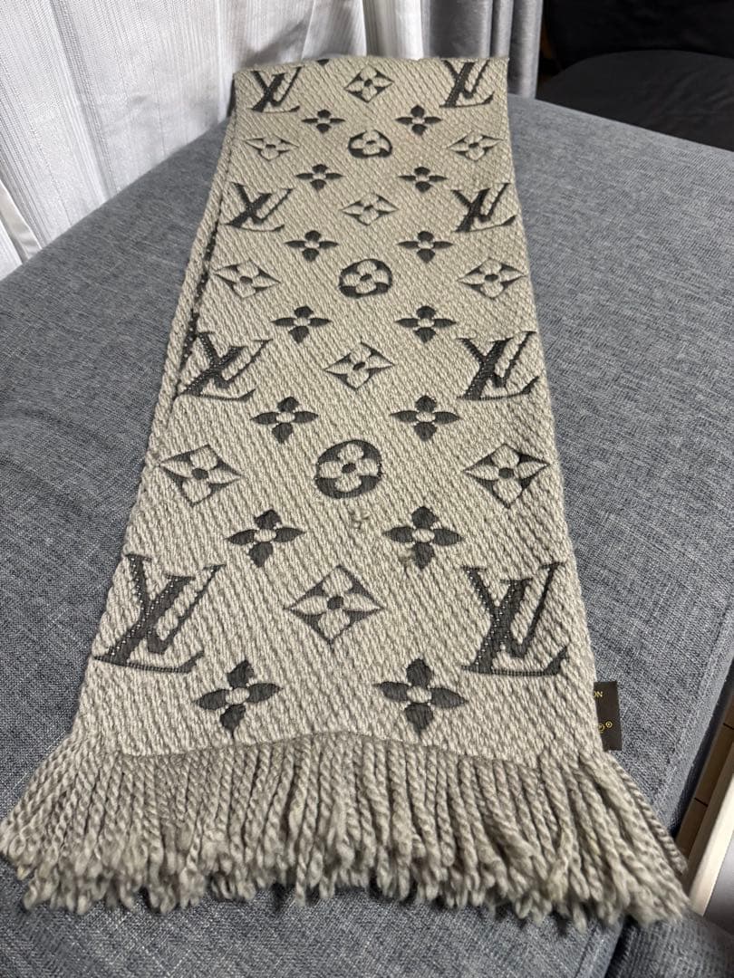 LOUIS VUITTON モノグラムマフラー グレー系