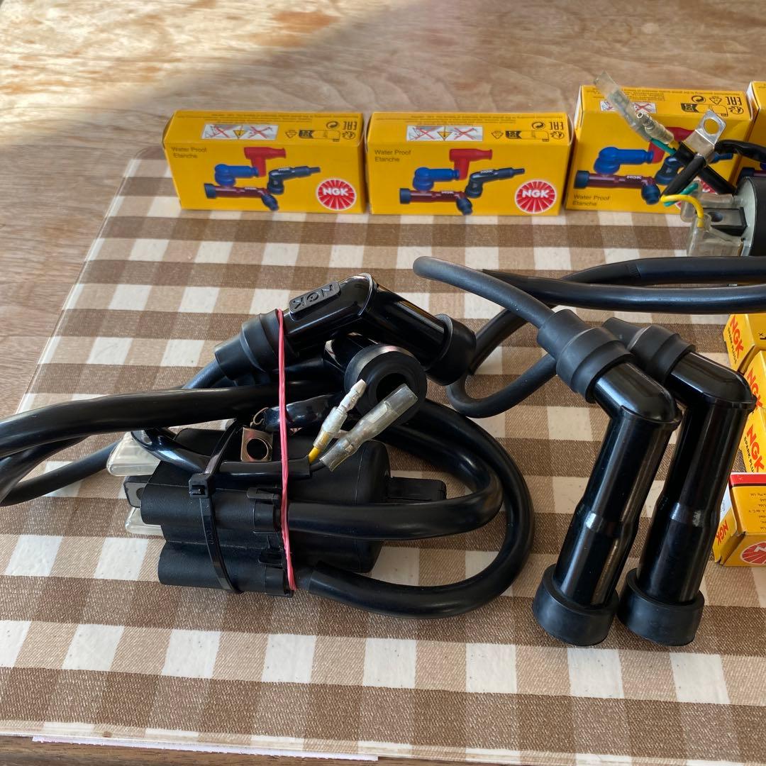 カワサキz1強化イグニションコイル　プラグコード　キャップ　NGKプラグセット