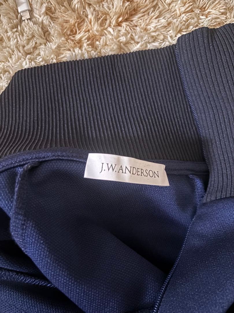 J.W.ANDERSON モックネックハーフジップ