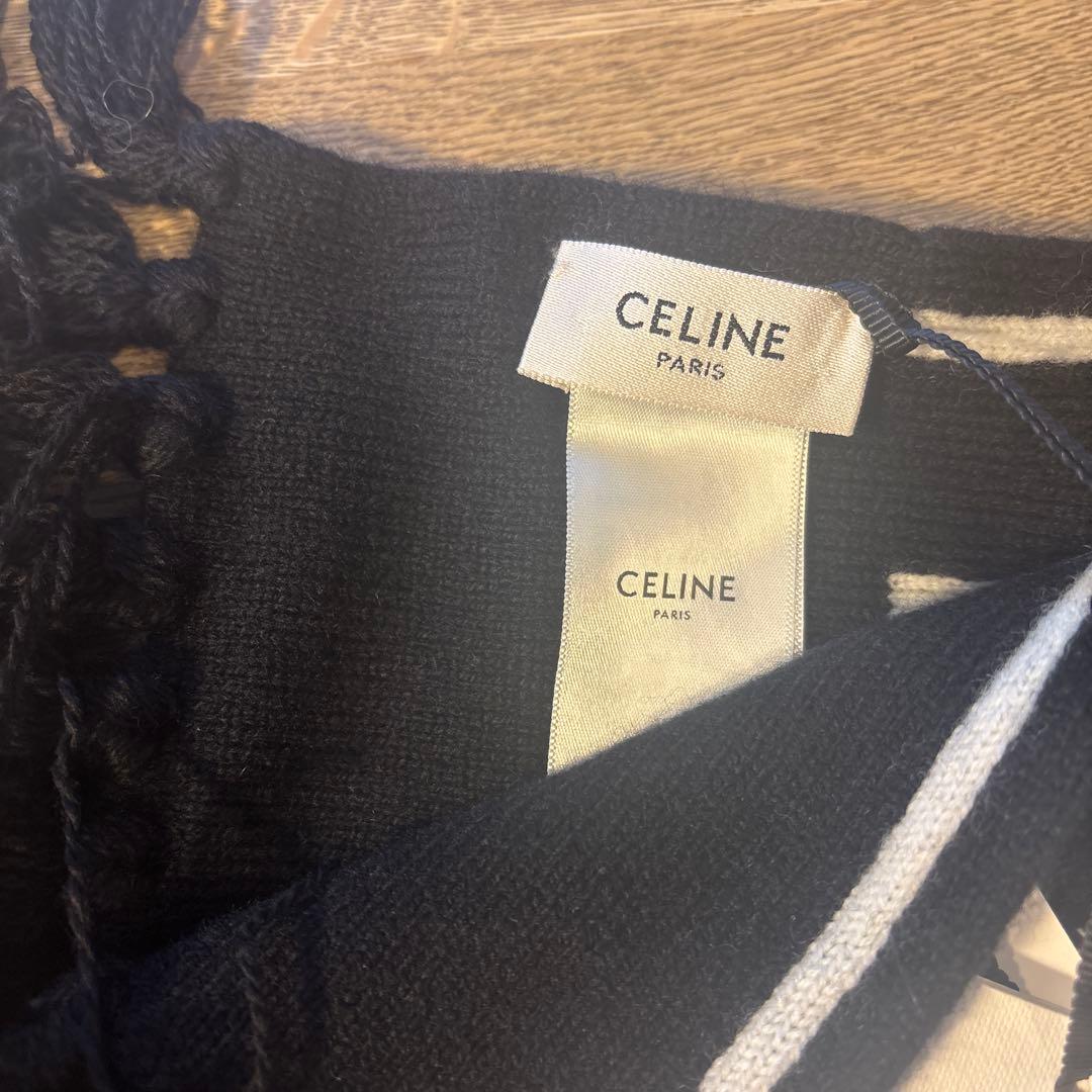 CELINE ロゴマフラー ブラック/ホワイト