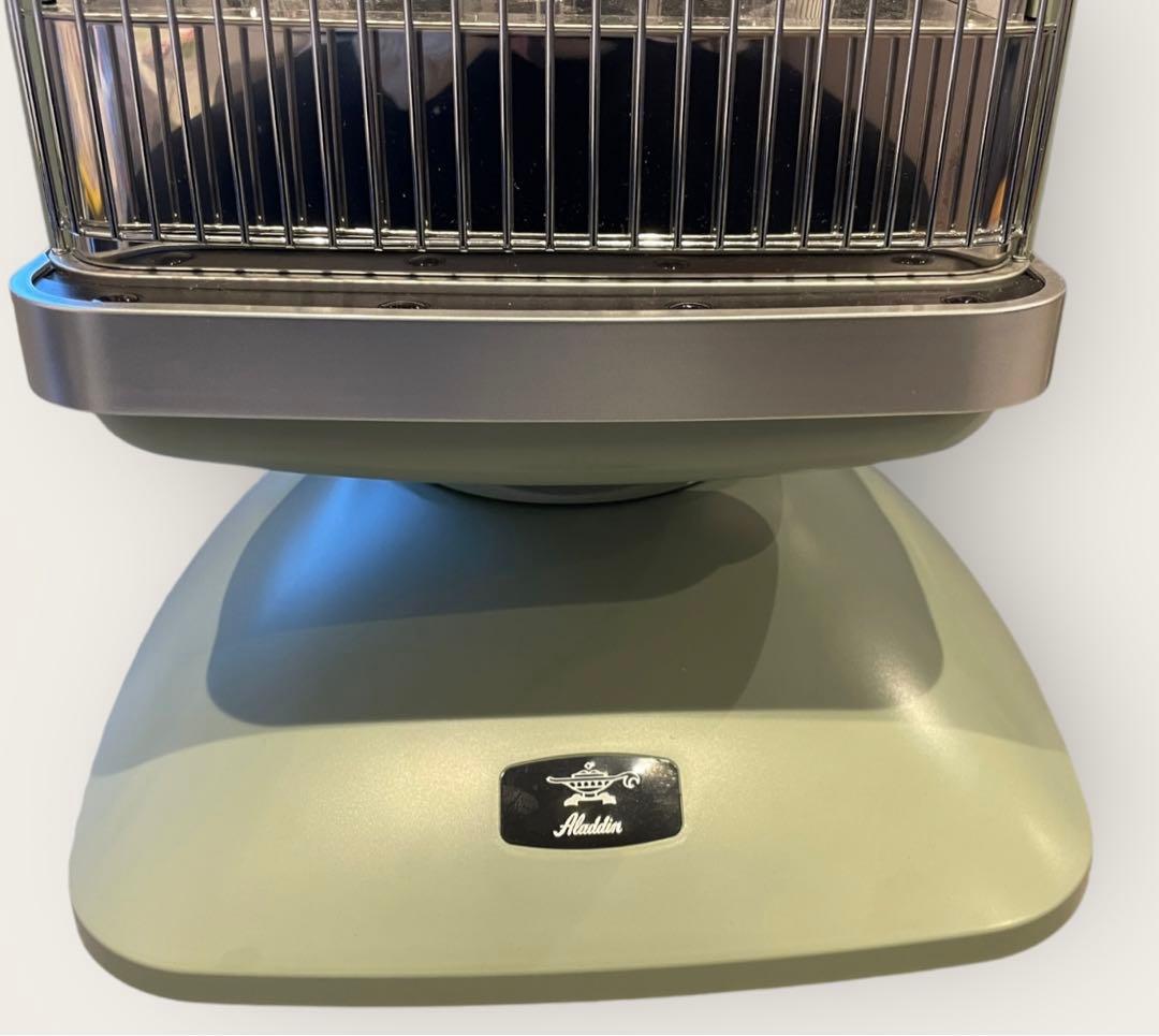 アラジン 遠赤外線グラファイトヒーター CAH-2G10A 2018年製