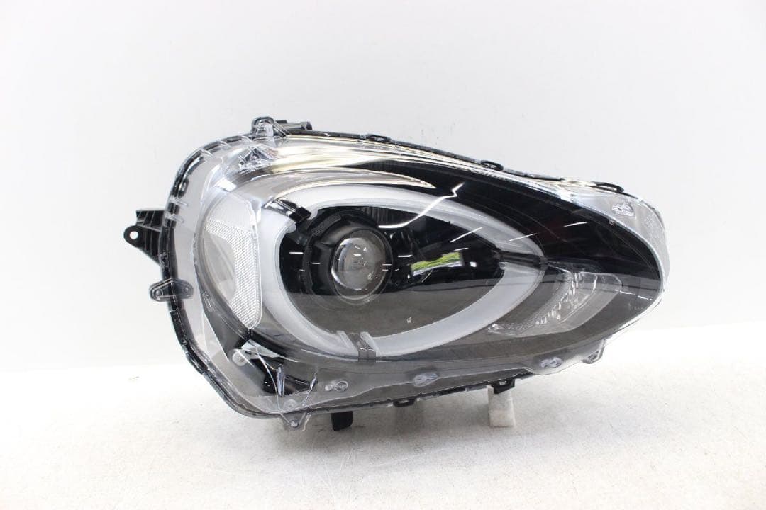 アバルト 124スパイダー ヘッドライト右