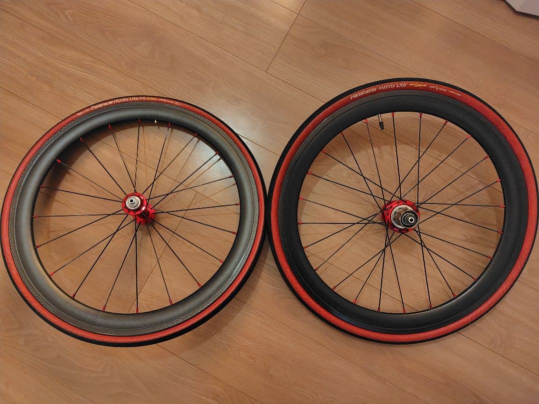 20インチ　451 カーボンホイール