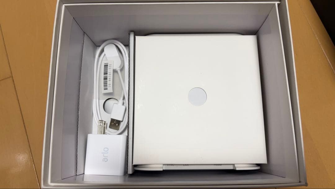 grfxkArloUltra Series 4K UHD 防犯カメラ2台