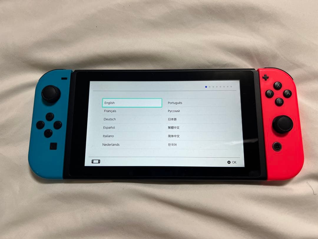 【初期化済み】Nintendo Switch ジョイコン1set +ケース付き