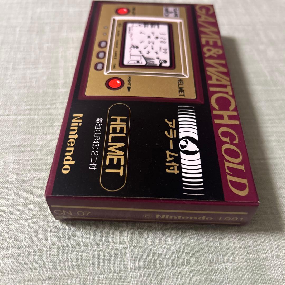 GAME&WATCH GOLD アラーム付き　HERMET