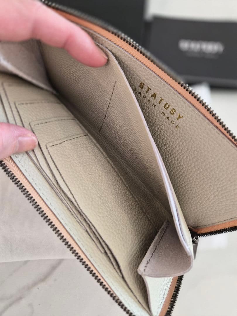 ○®さま専用○STATUSY ステータシー　ジップ　長財布