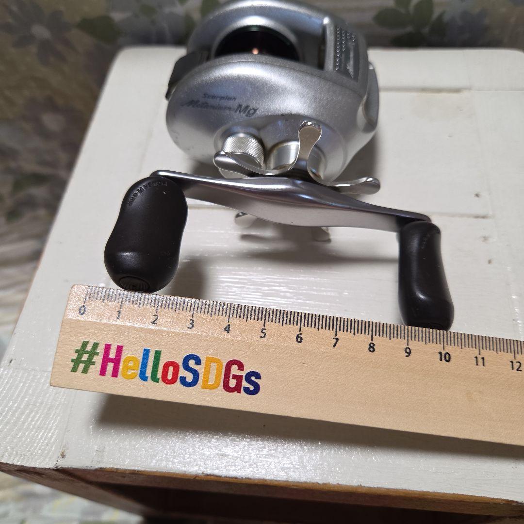 シマノ　メタニウムMg　右巻き　リール　年末セール