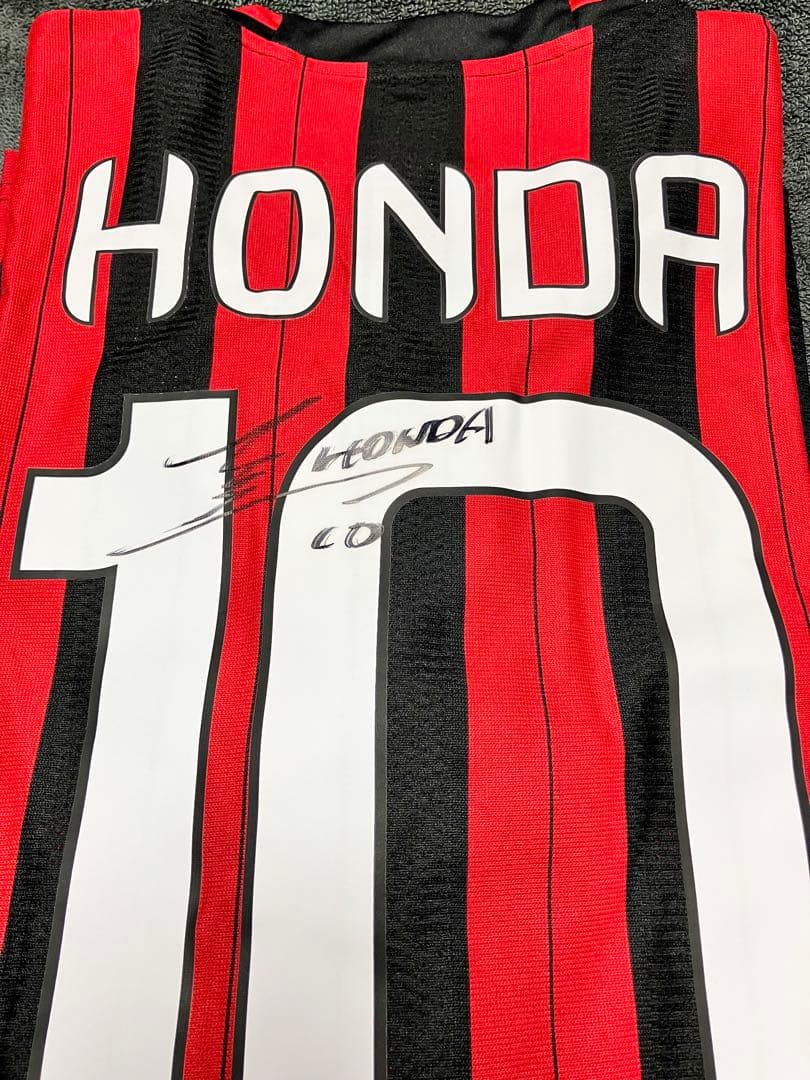 新品 激レア ACミラン10番 本田圭佑選手直筆サイン入りユニフォーム