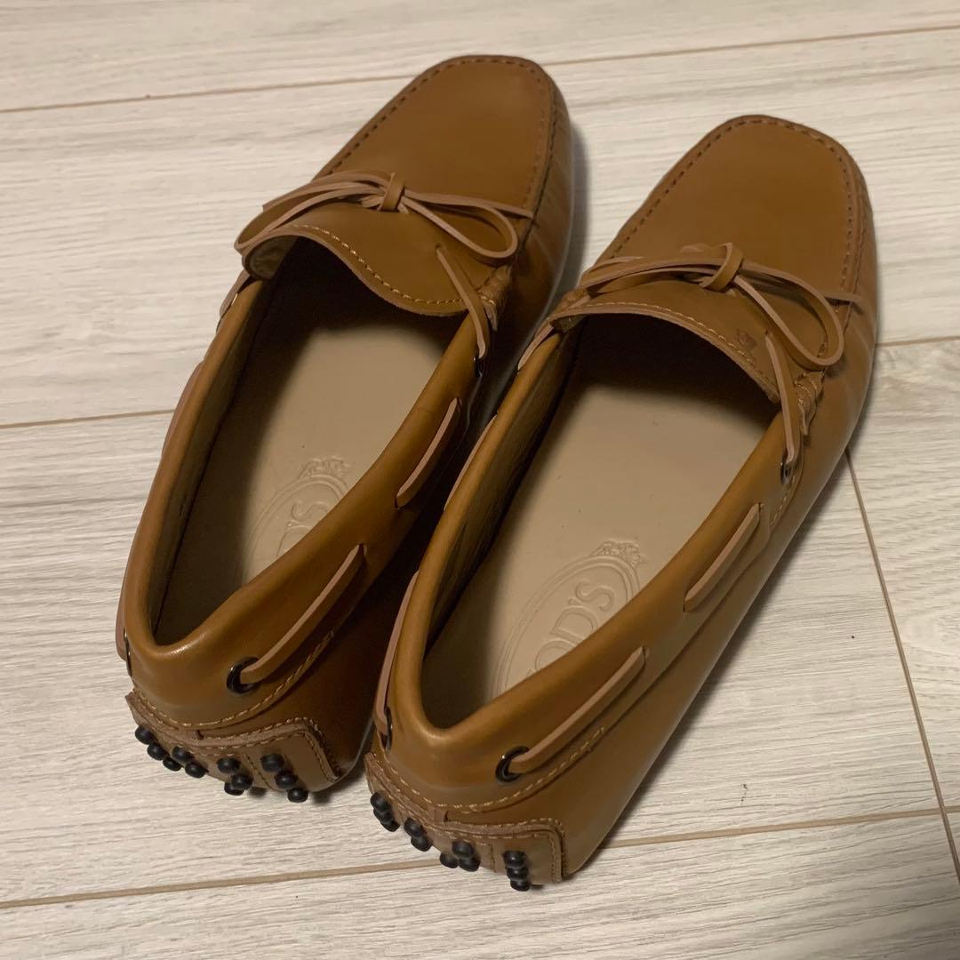 【新品未使用】TOD'S ドライビングシューズ、モカシン