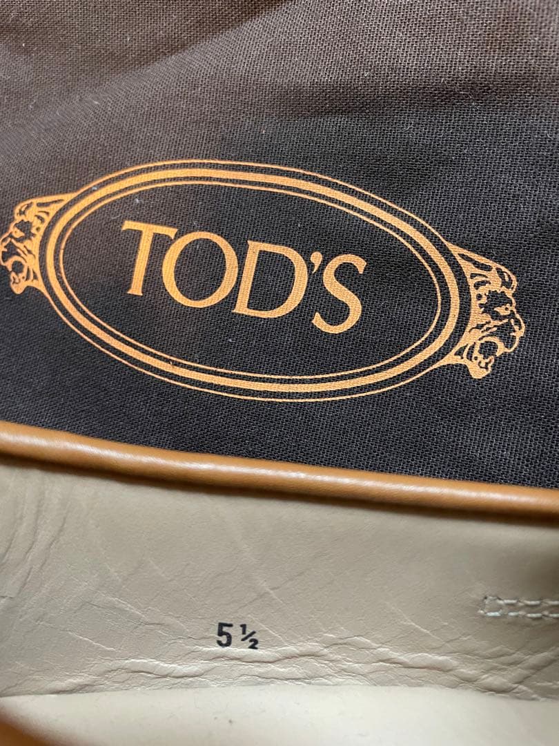 【新品未使用】TOD'S ドライビングシューズ、モカシン