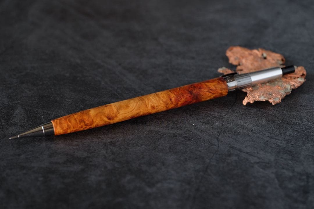 PG5木軸カスタム0229　高村杢工房 製図用シャープペンシル　花梨瘤