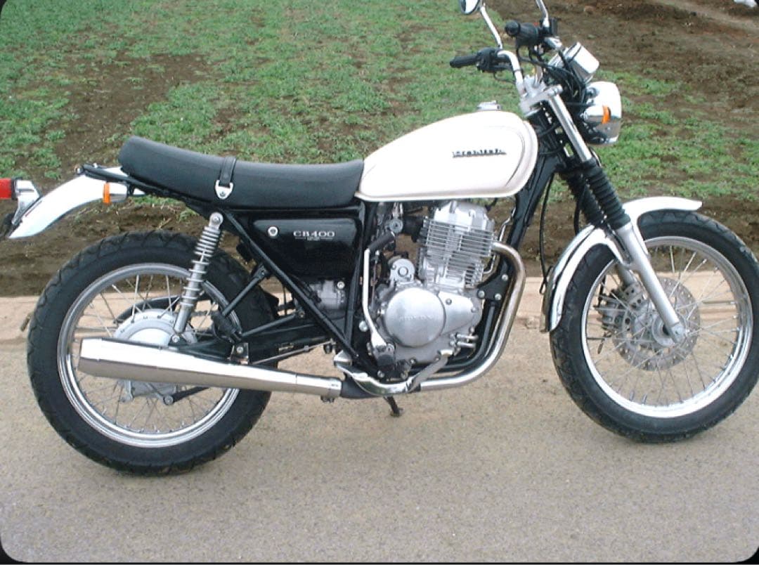 Hot run 製スリップオンマフラー　cb400ss
