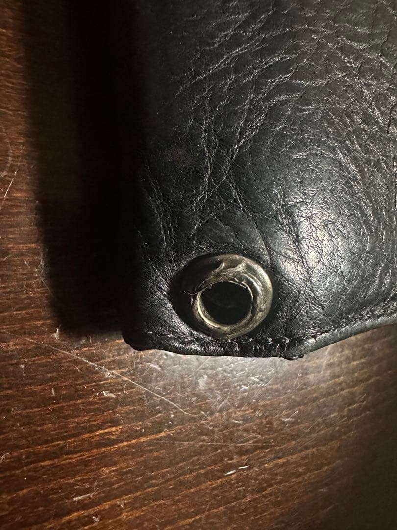 クロムハーツ　黒レザー 二つ折り財布 ジッパーポケット付きNC.NR