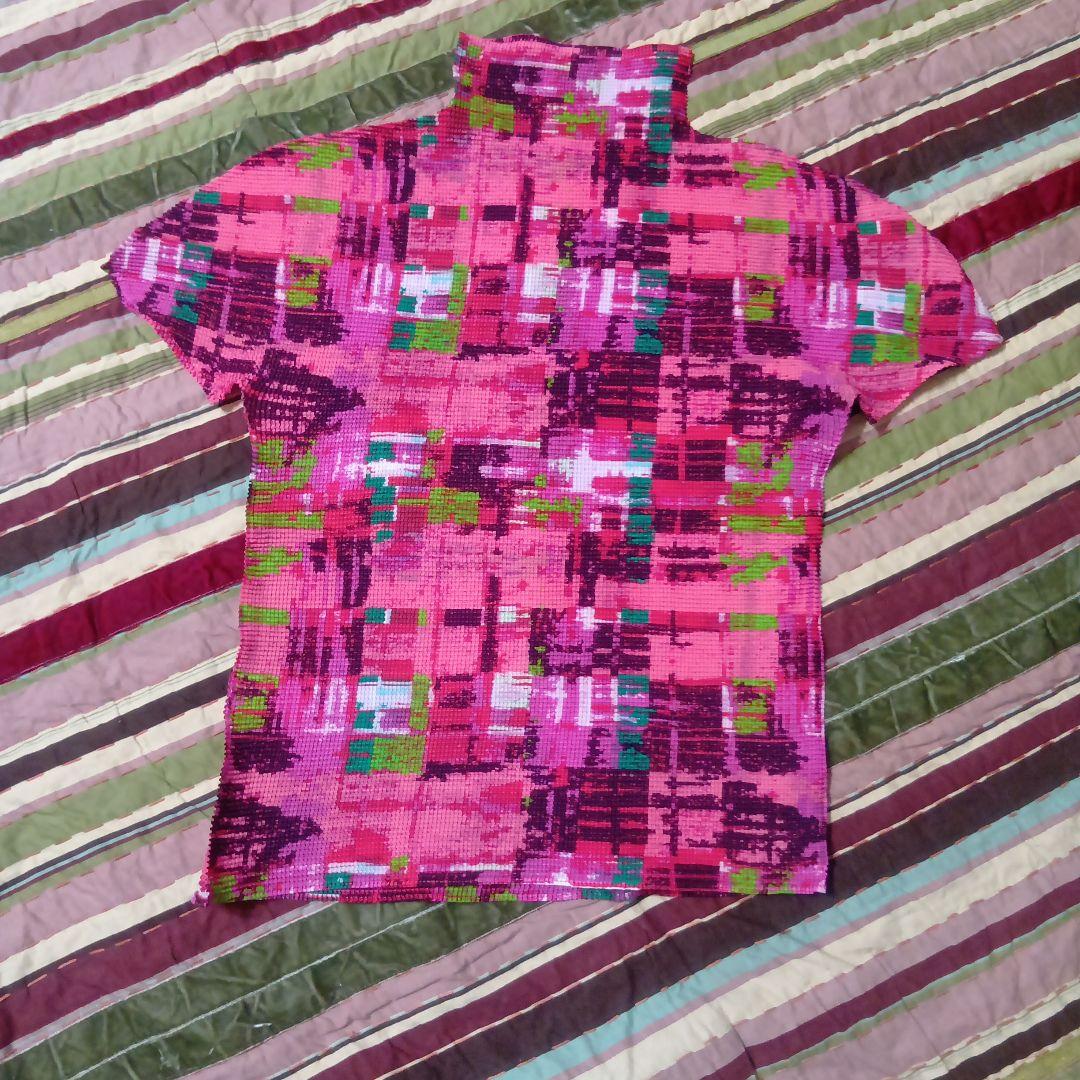 me ISSEY MIYAKE トップス　プリーツ　ミー　イッセイミヤケ