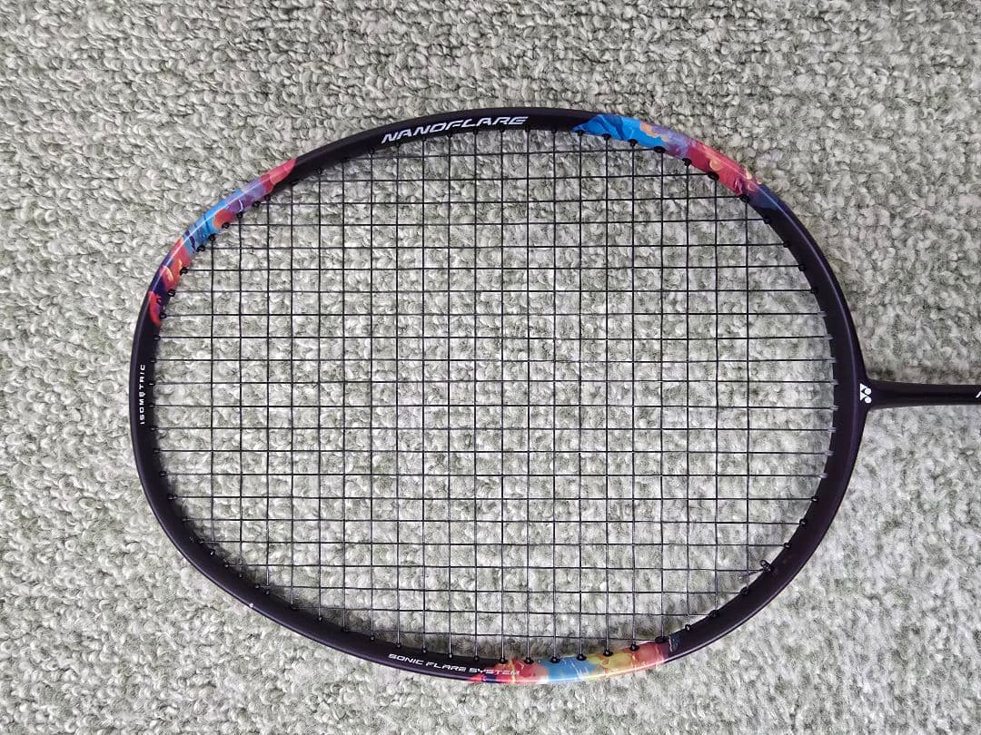 NANOFLARE 700PROバドミントンラケット ブラック/カラフル
