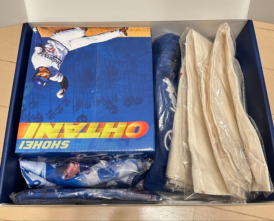 Dodgers Fan Club Box ドジャース ファンクラブ 大谷翔平