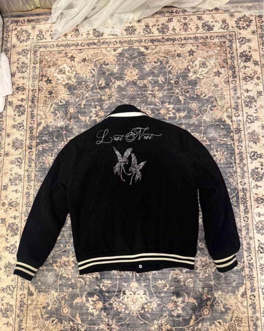 LAST NEST ブラック スタジャン Mサイズ