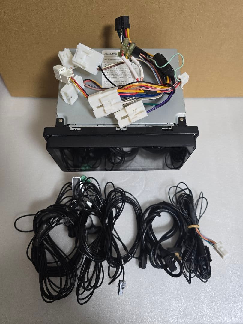 カーナビ　イクリプス　7インチ AVN-P10W