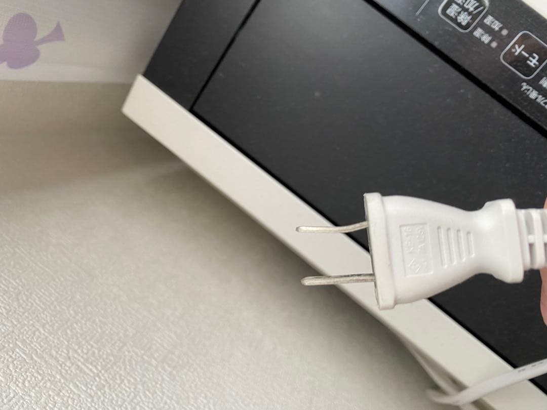 【ジャンク品　コンセント曲がり】SHARP 除加湿空気清浄機　kc-hd70-w