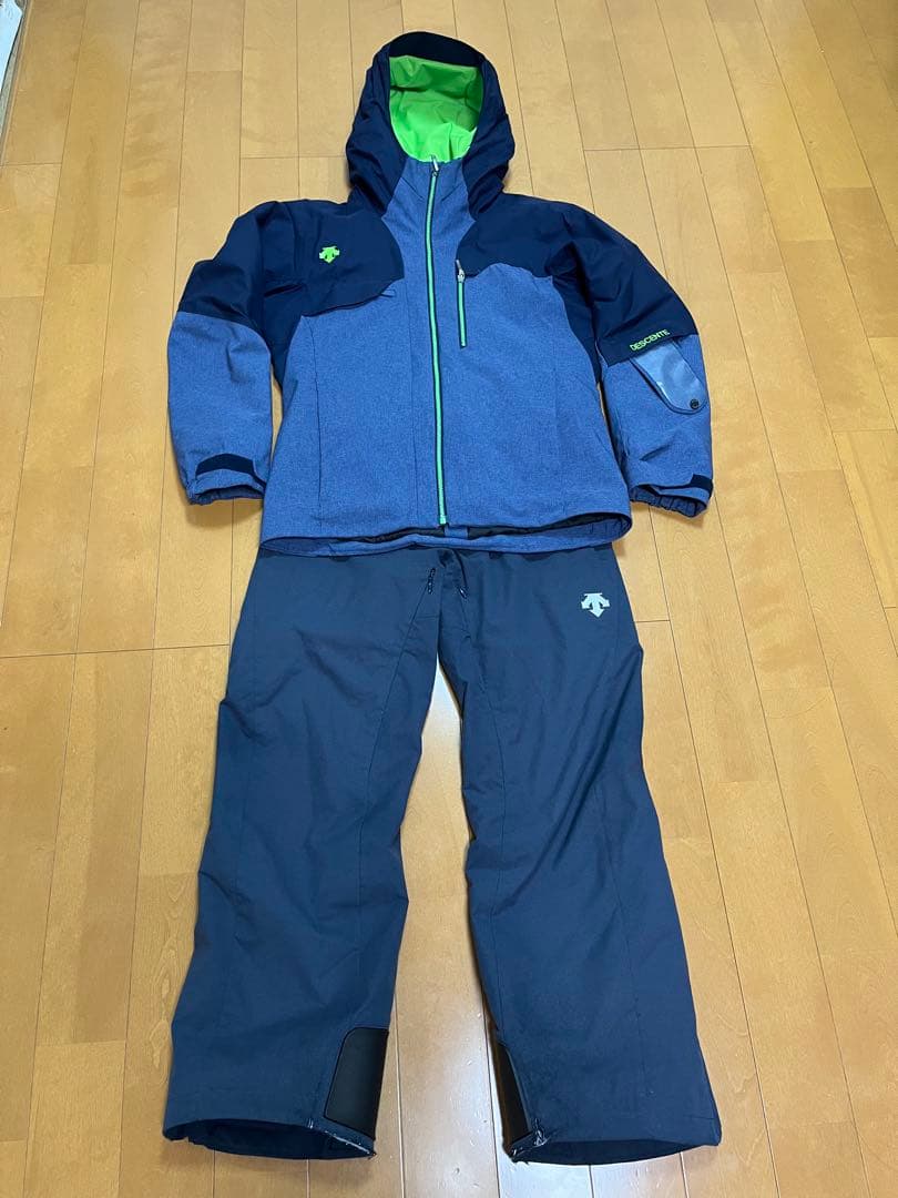 DESCENTE デサント　スキーウェア上下