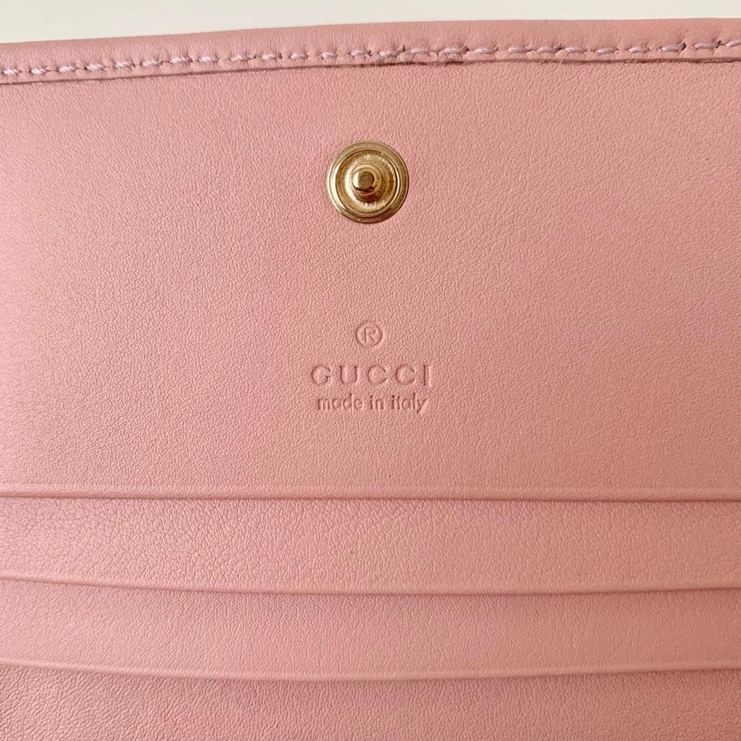 【GUCCI】グッチ　スモールウォレット　二つ折り財布　GGエンブレム　ピンク