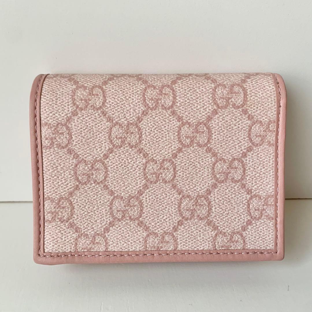 【GUCCI】グッチ　スモールウォレット　二つ折り財布　GGエンブレム　ピンク