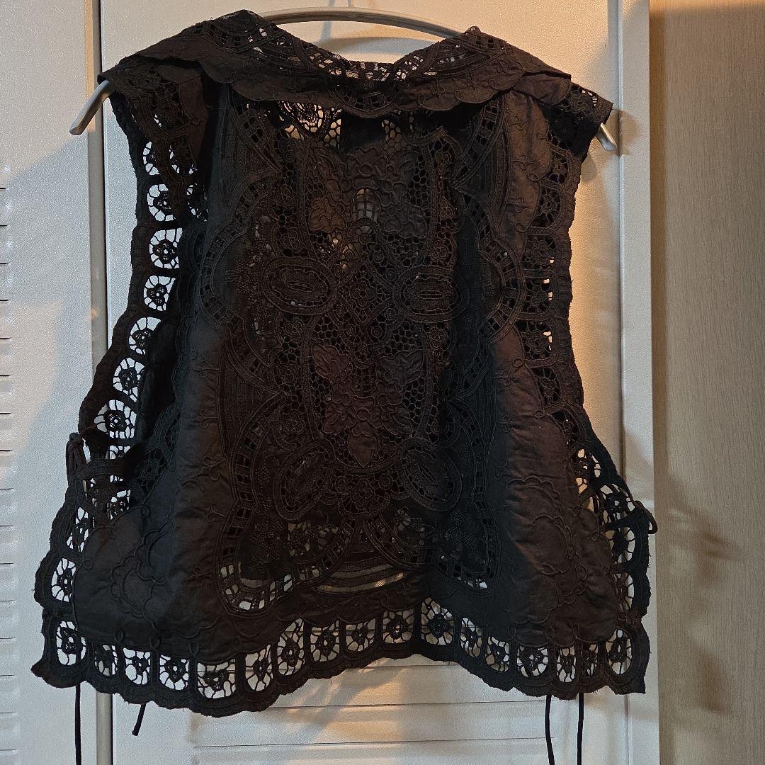 Curensology エンブロイダリーブラウス　BLACK