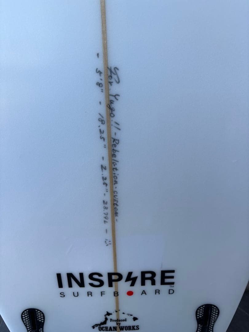 インスパイアサーフボード レブレイション　5'8