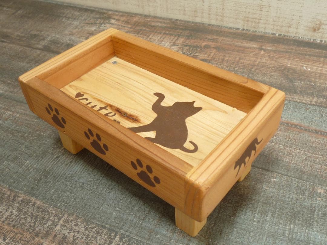 ⭐さくらオーダー品♥️椅子＆留具BOX⭐わんにゃん柄♥️--150・151