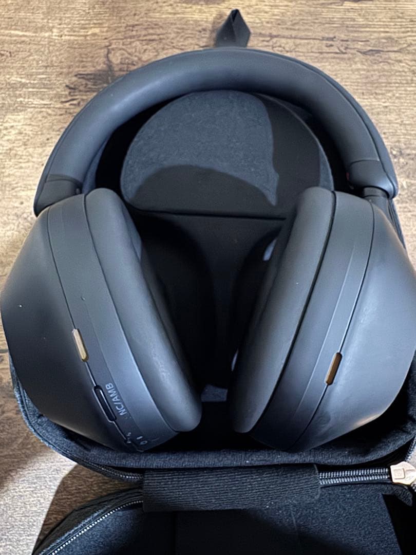 SONY WH-1000XM5（ブラック）