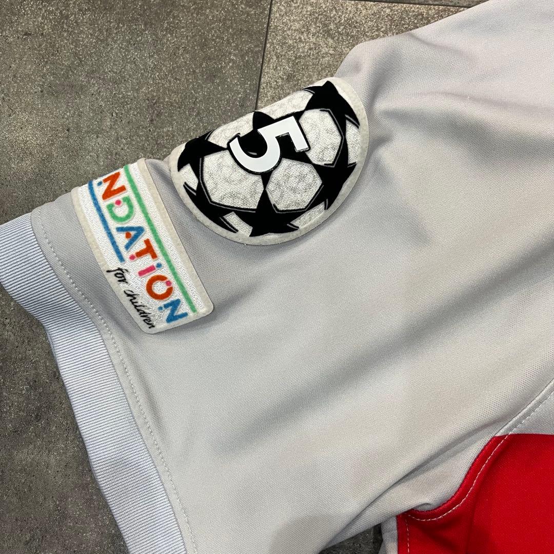 ナイキ バルセロナ レヴァンドフスキ ユニフォーム 22/23 UNHCRロゴ