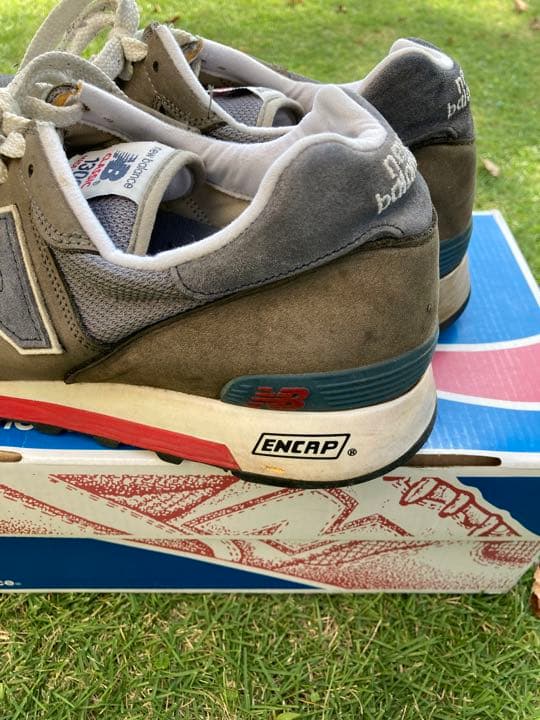 ニューバランス1300