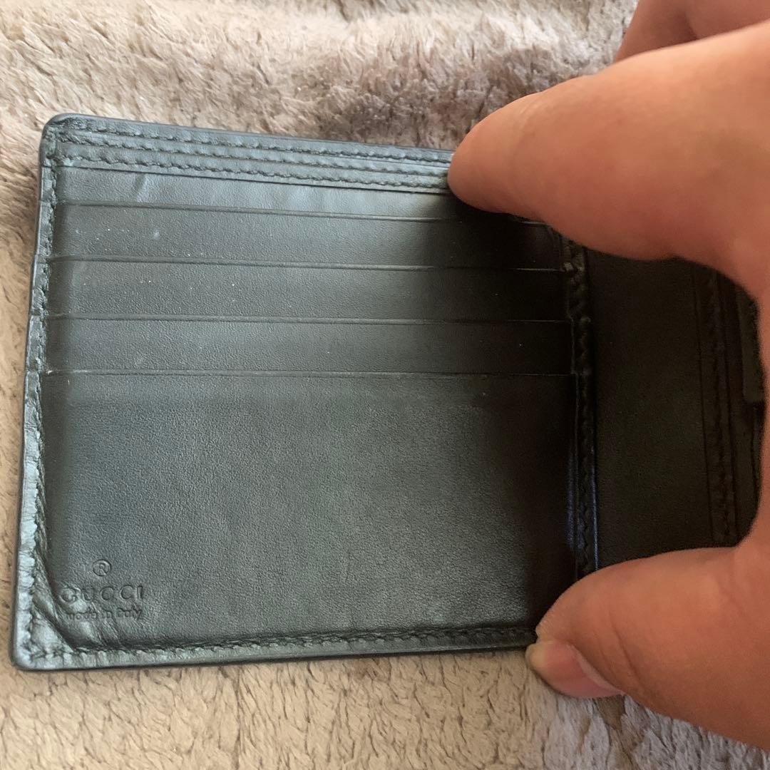そ*ら様 GUCCI蛇デザイン 二つ折り財布