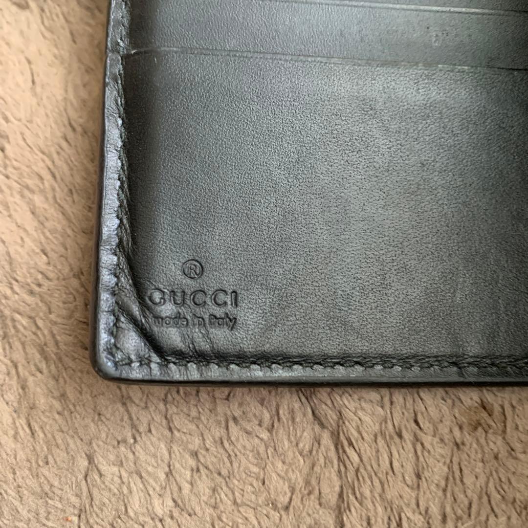 そ*ら様 GUCCI蛇デザイン 二つ折り財布