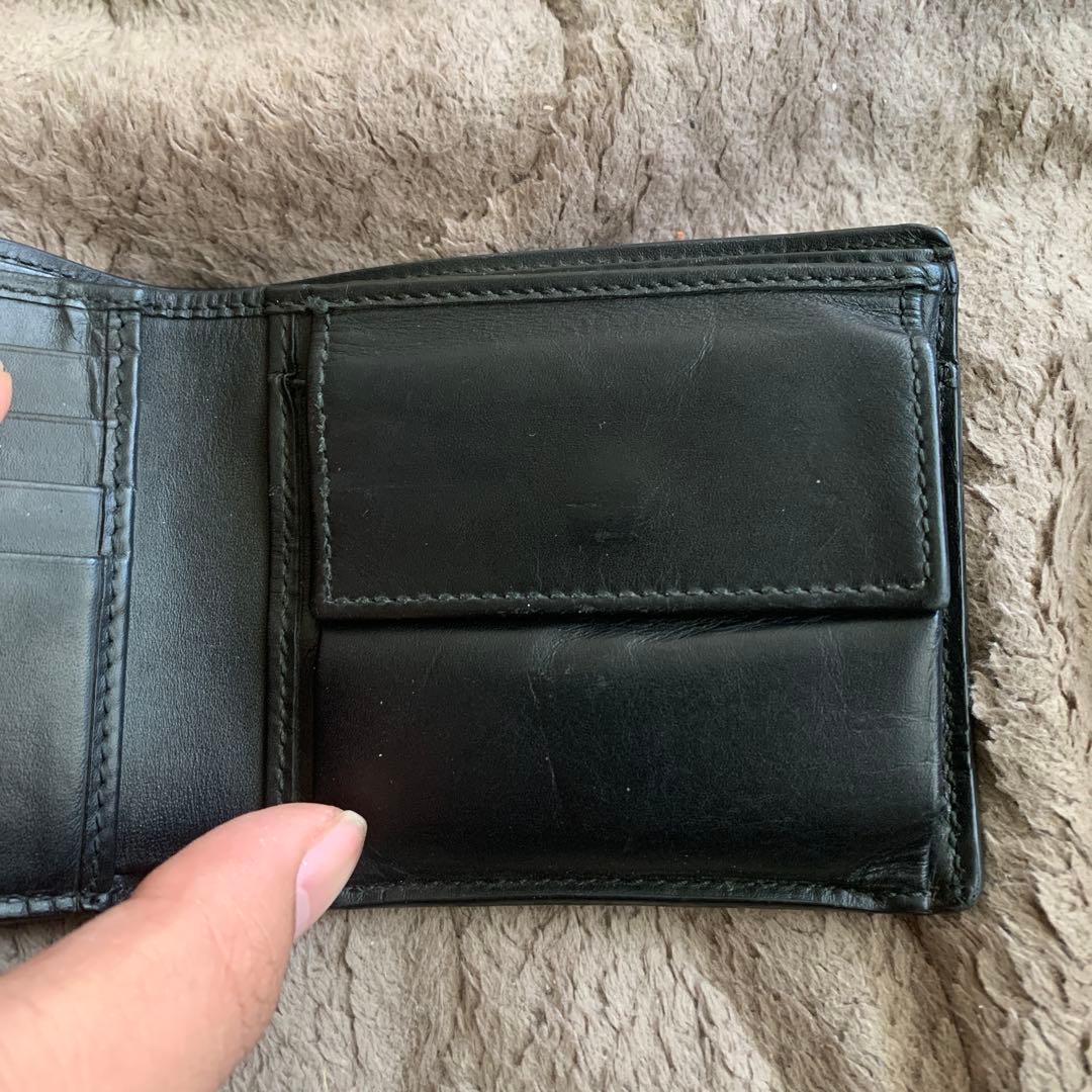 そ*ら様 GUCCI蛇デザイン 二つ折り財布