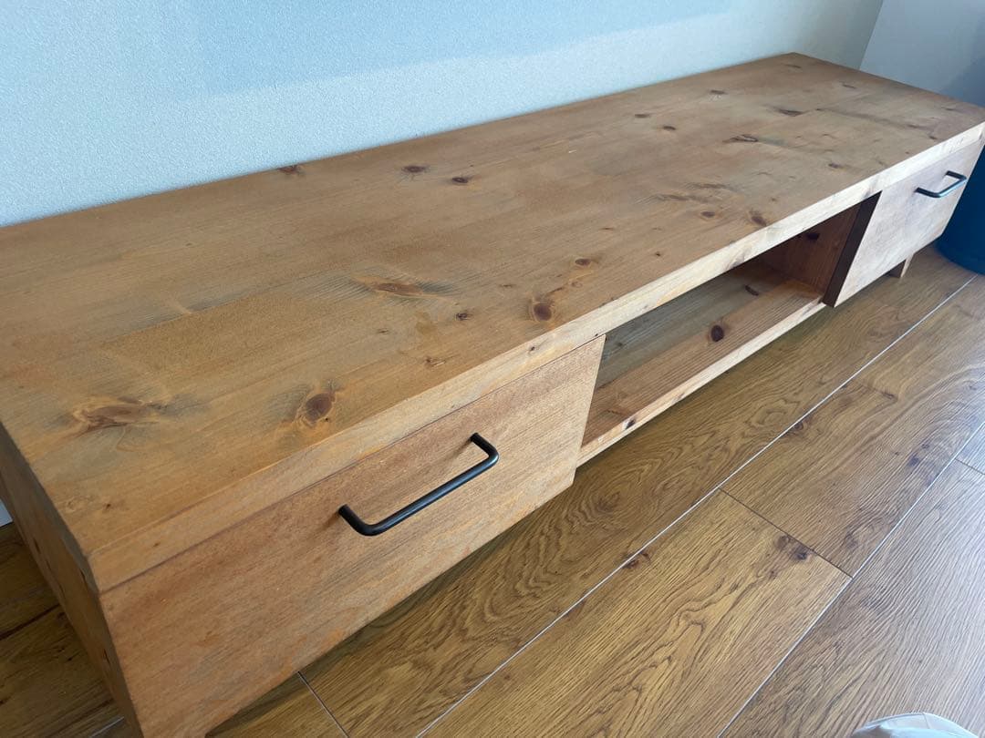 無垢パイン材　テレビボード
