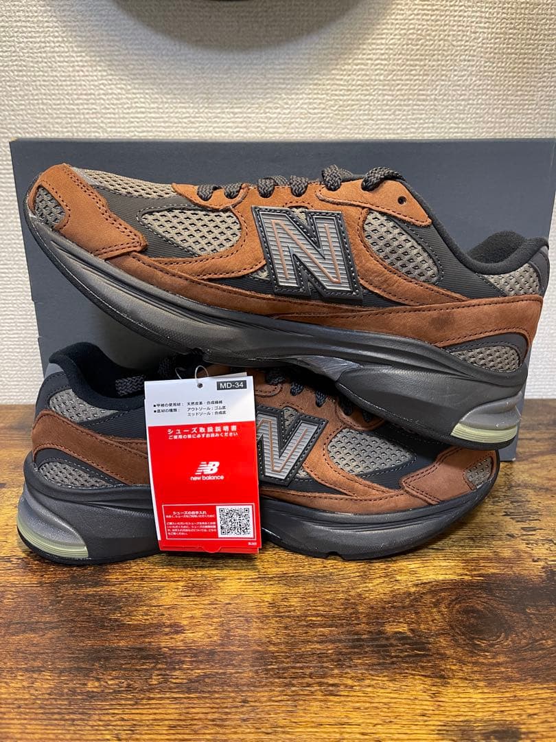 靴 New Balance 2010