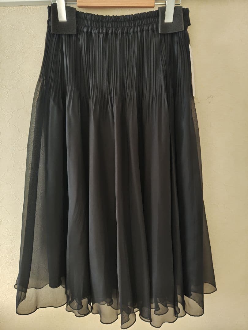 新品 TO BE CHIC 2025 シフォンプリーツスカート