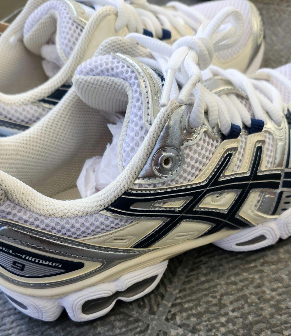 値下げ・ASICS アシックス　GEL-NIMBUS9 ホワイト 24.5㎝