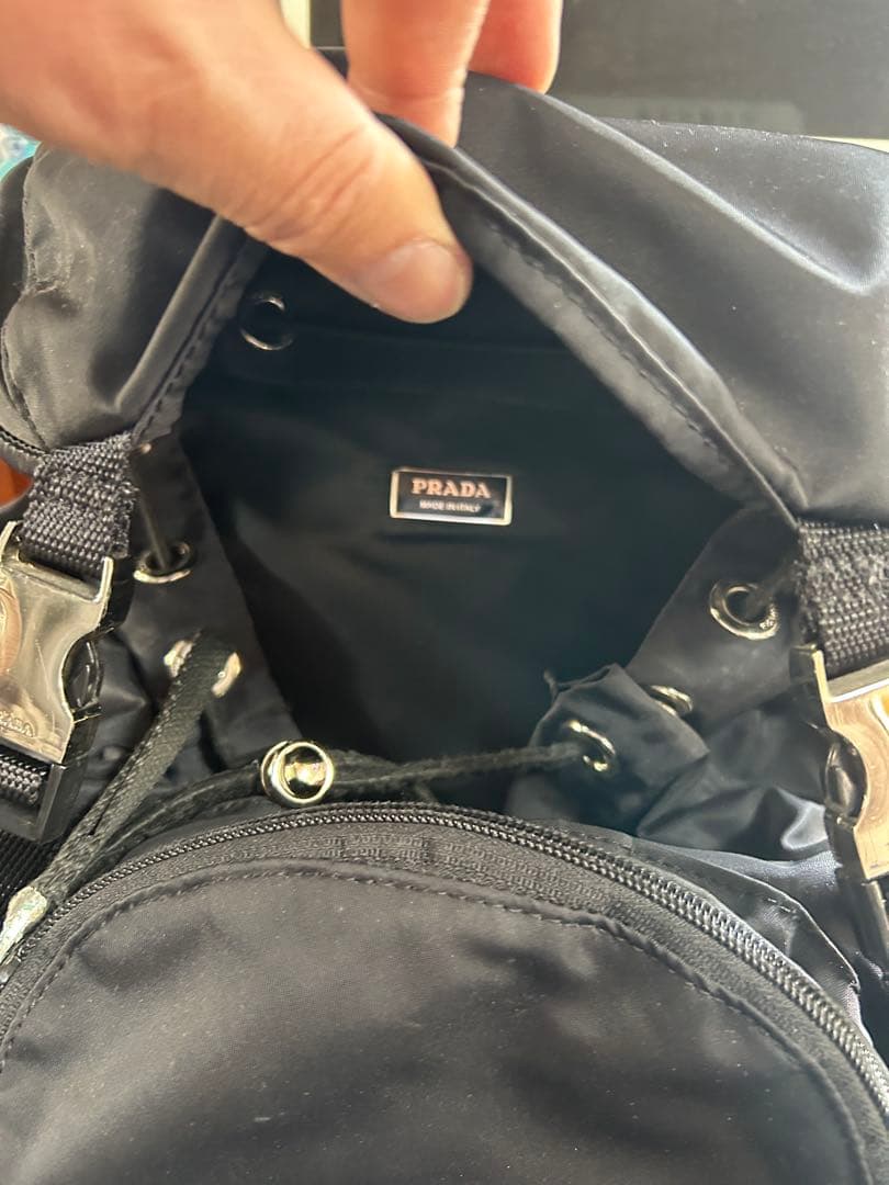 PRADA プラダv135ブラック ナイロンリュック