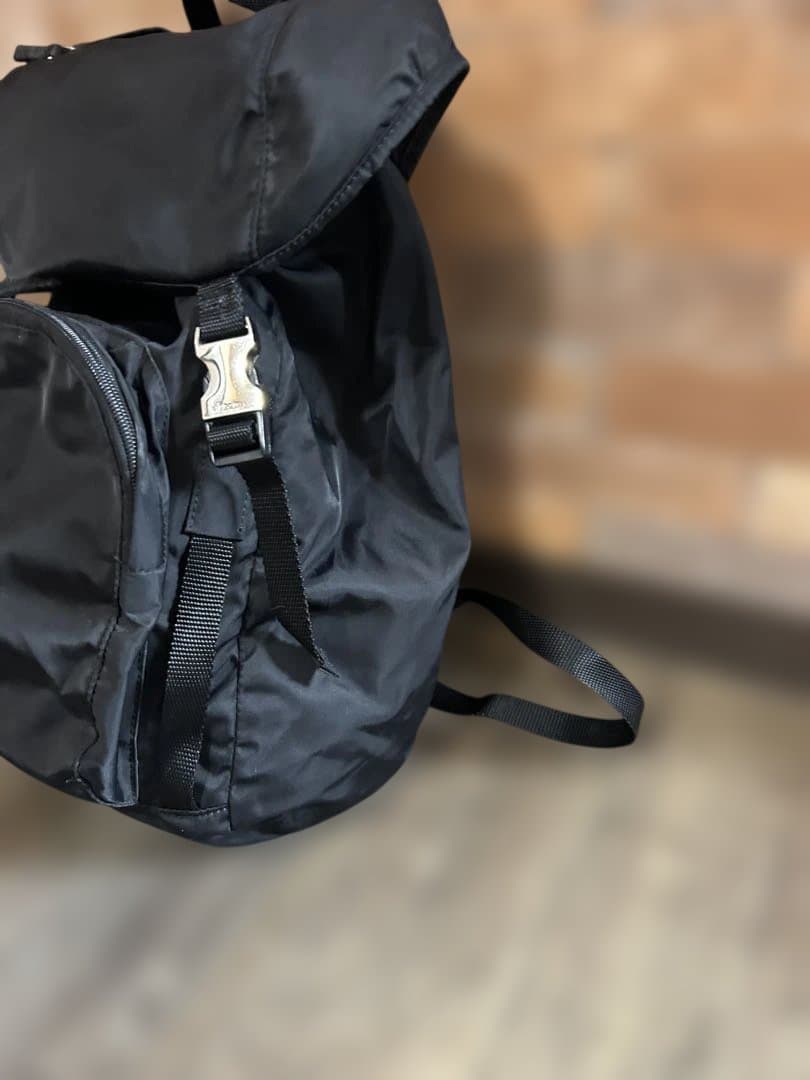 PRADA プラダv135ブラック ナイロンリュック