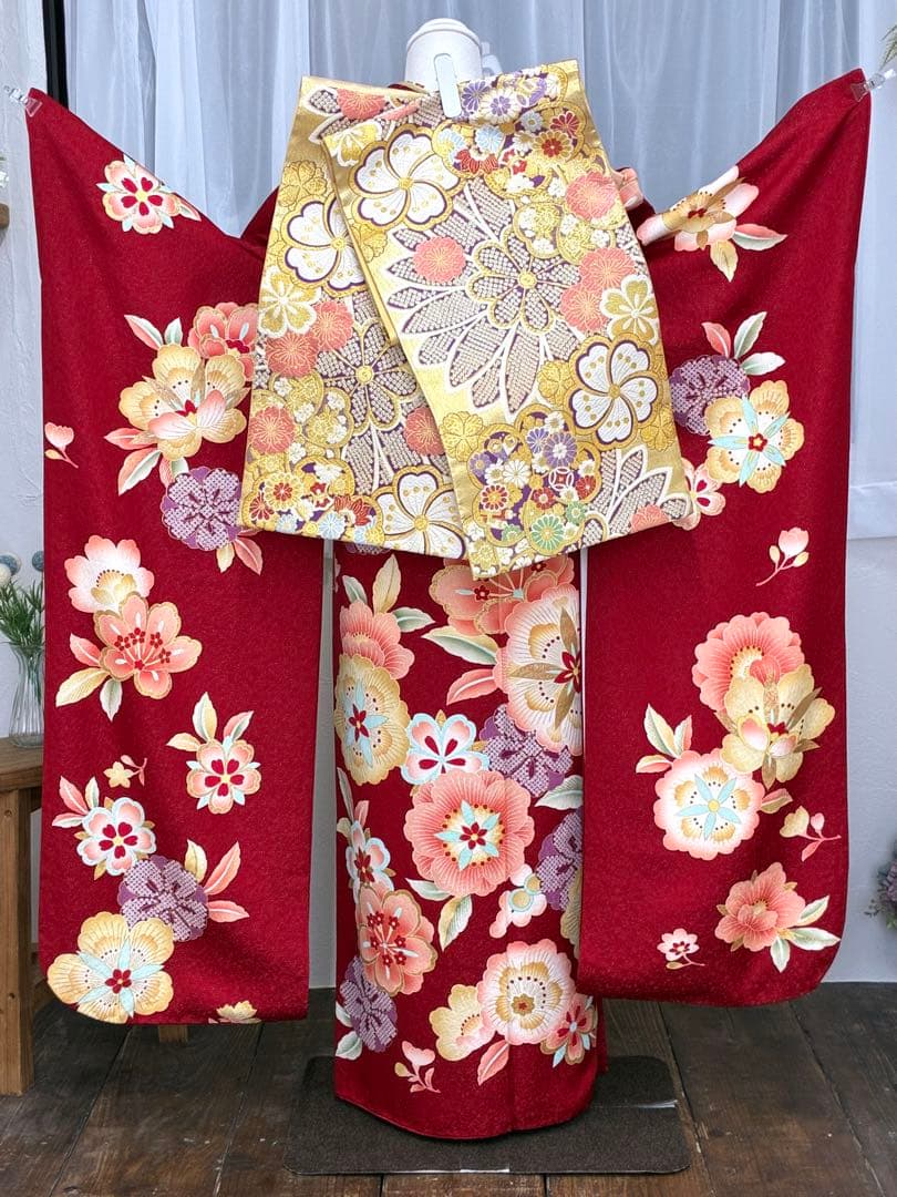 成人式　振袖フルセット　1137 真紅花柄　　正絹　振袖　格安！