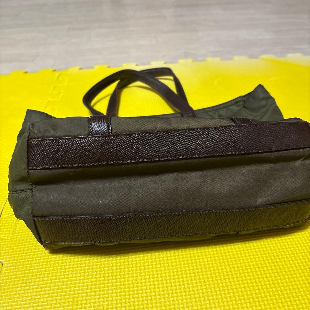 PRADA オリーブグリーン トートバッグ