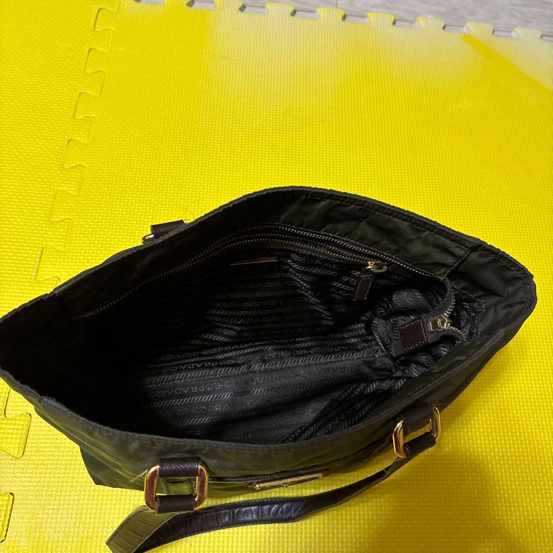 PRADA オリーブグリーン トートバッグ
